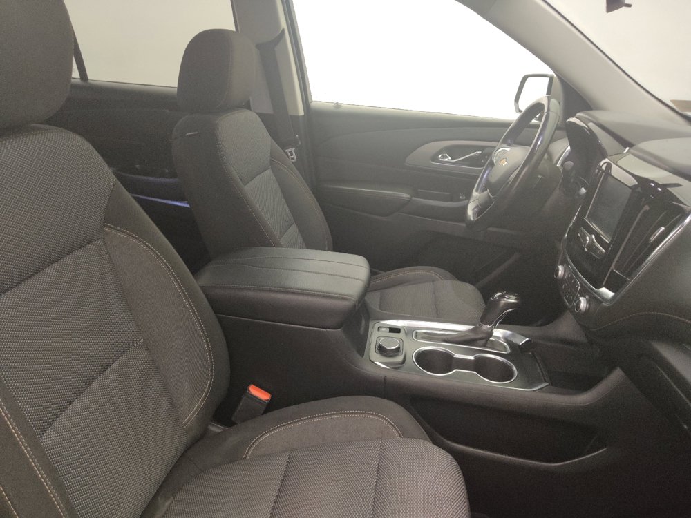 Used 2019 Chevrolet Traverse LT FWD image 21