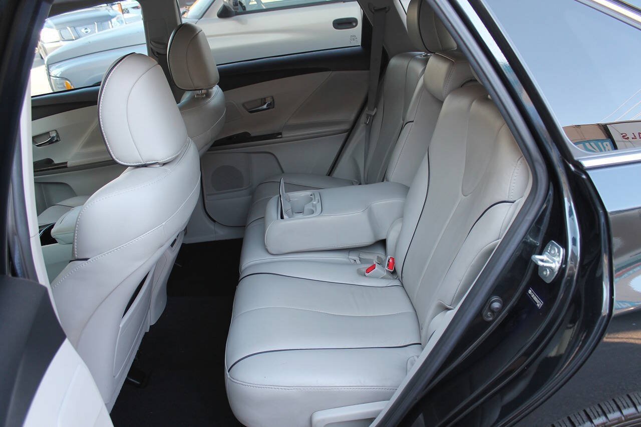 Used 2013 Toyota Venza Limited w/ Tow Prep Pkg AWD/4WD image 24