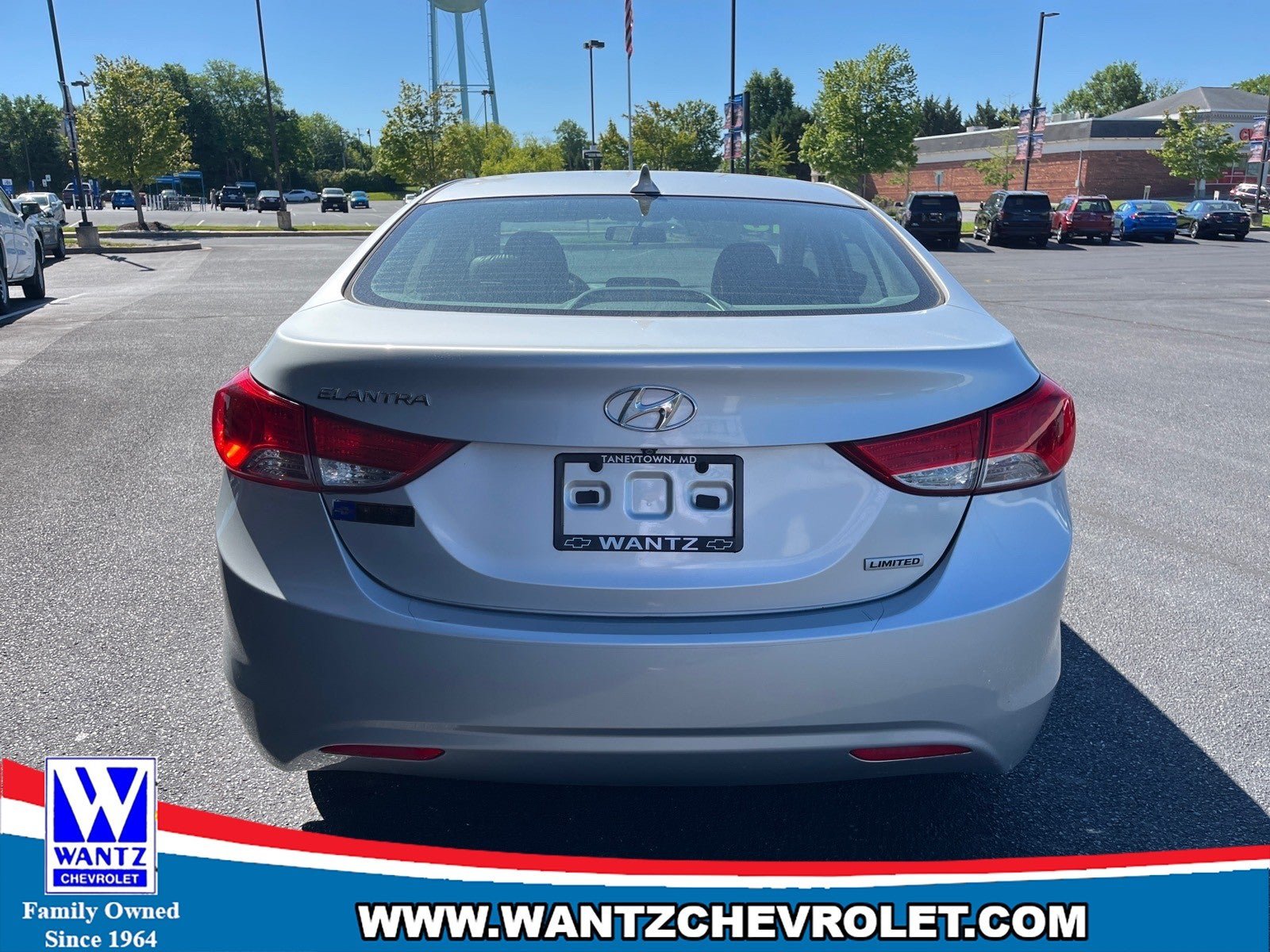 Used 2013 Hyundai Elantra Limited w/ Technology Pkg FWD image 7