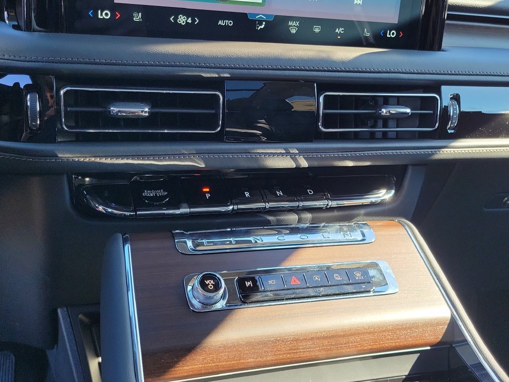 New 2027 Lincoln Aviator Reserve AWD/4WD image 28