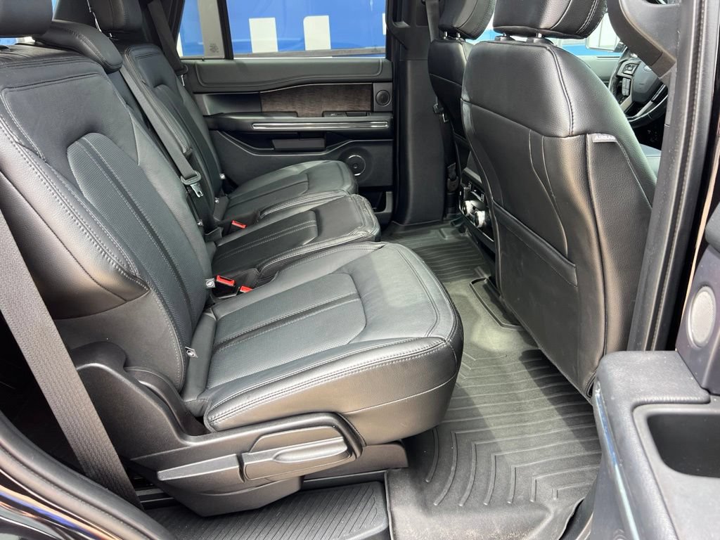Used 2019 Ford Expedition Limited w/ Equipment Group 301A RWD image 22