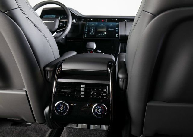 New 2025 Land Rover Range Rover Sport SE image 10