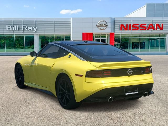 Certified 2024 Nissan Z Performance w/ Floor Mat Package RWD image 3