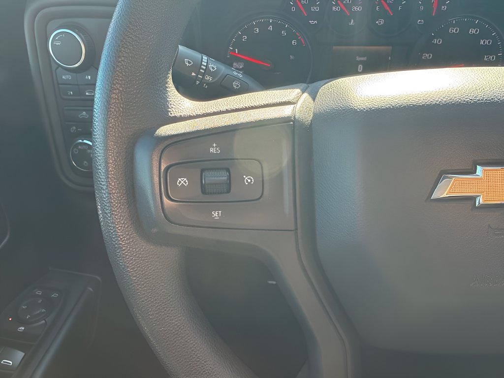 Used 2021 Chevrolet Silverado 1500 Custom AWD/4WD image 30