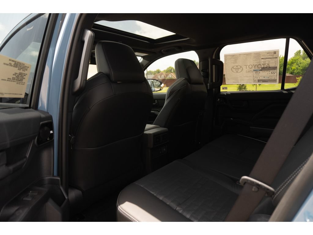 New 2026 Toyota 4Runner TRD Off-Road Premium AWD/4WD image 14