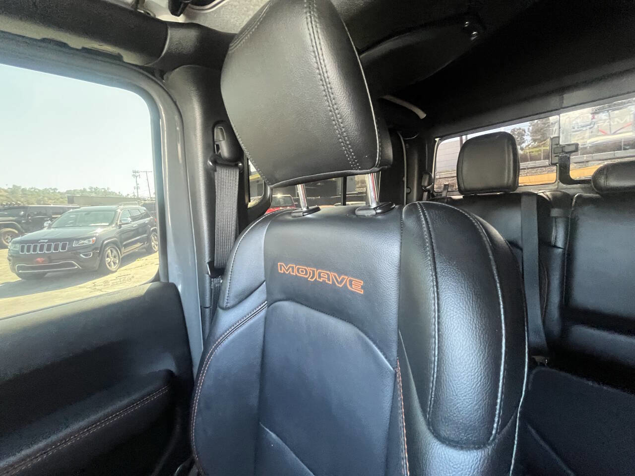 Used 2021 Jeep Gladiator Mojave image 24
