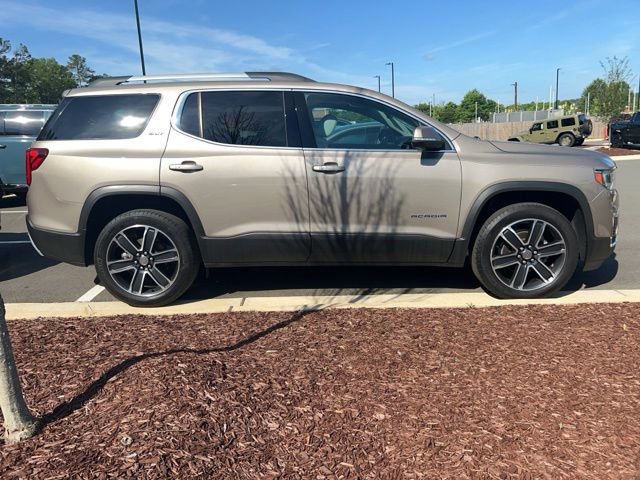 Used 2022 GMC Acadia SLT w/ Technology Package FWD image 7
