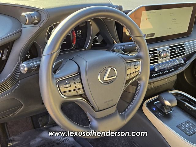 Certified 2023 Lexus LS 500 w/ Accessory Package (Z1) RWD image 23
