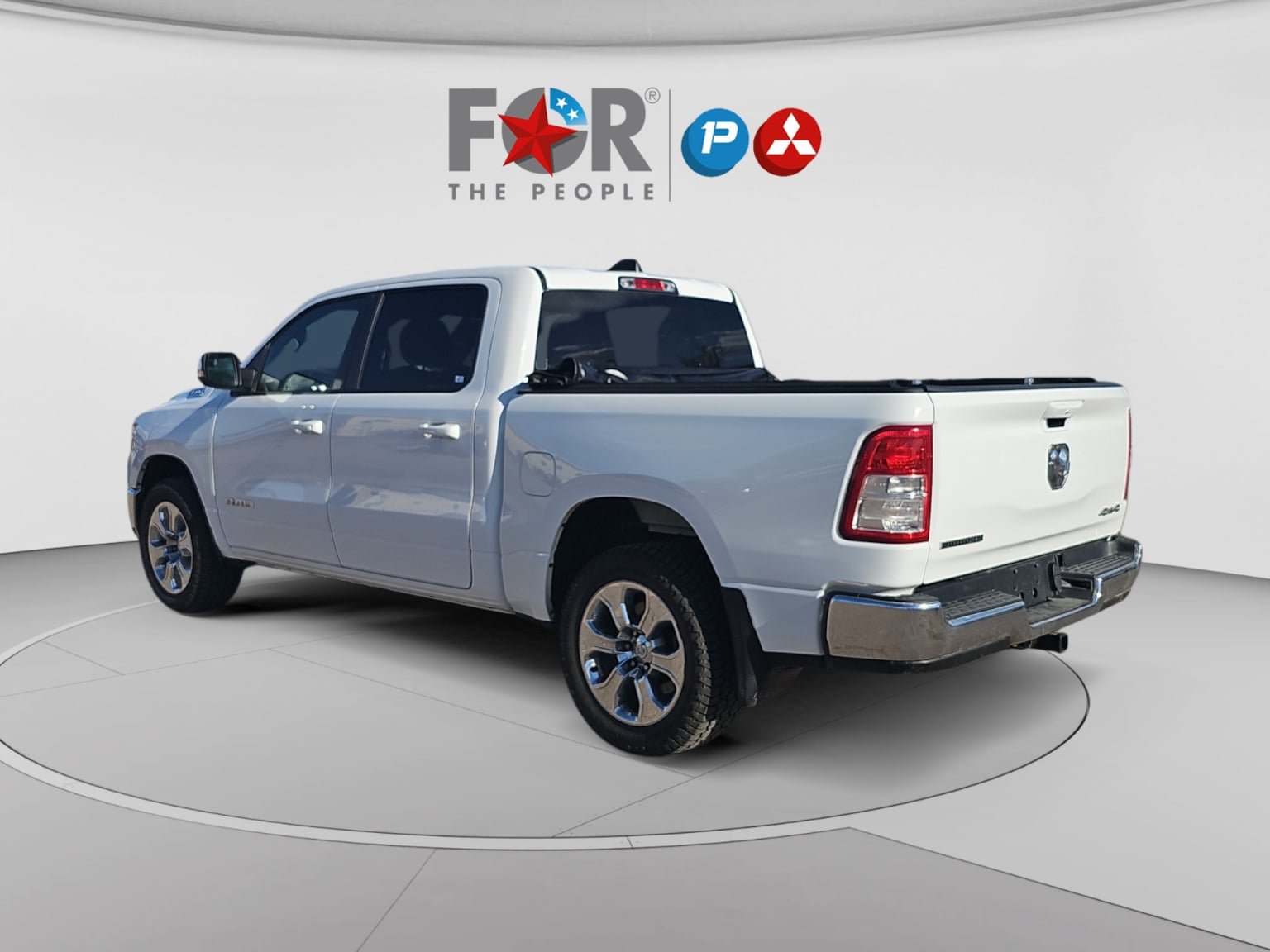 Used 2022 RAM 1500 Big Horn AWD/4WD image 3