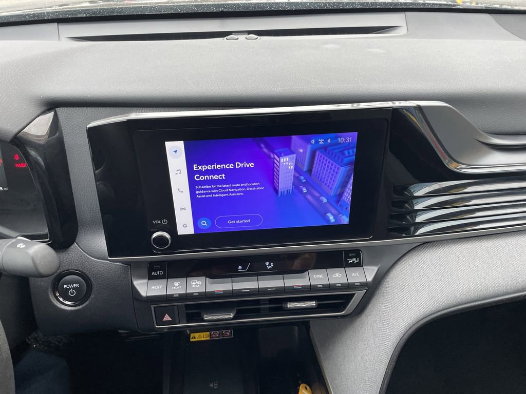 Used 2025 Toyota Camry LE AWD/4WD image 18