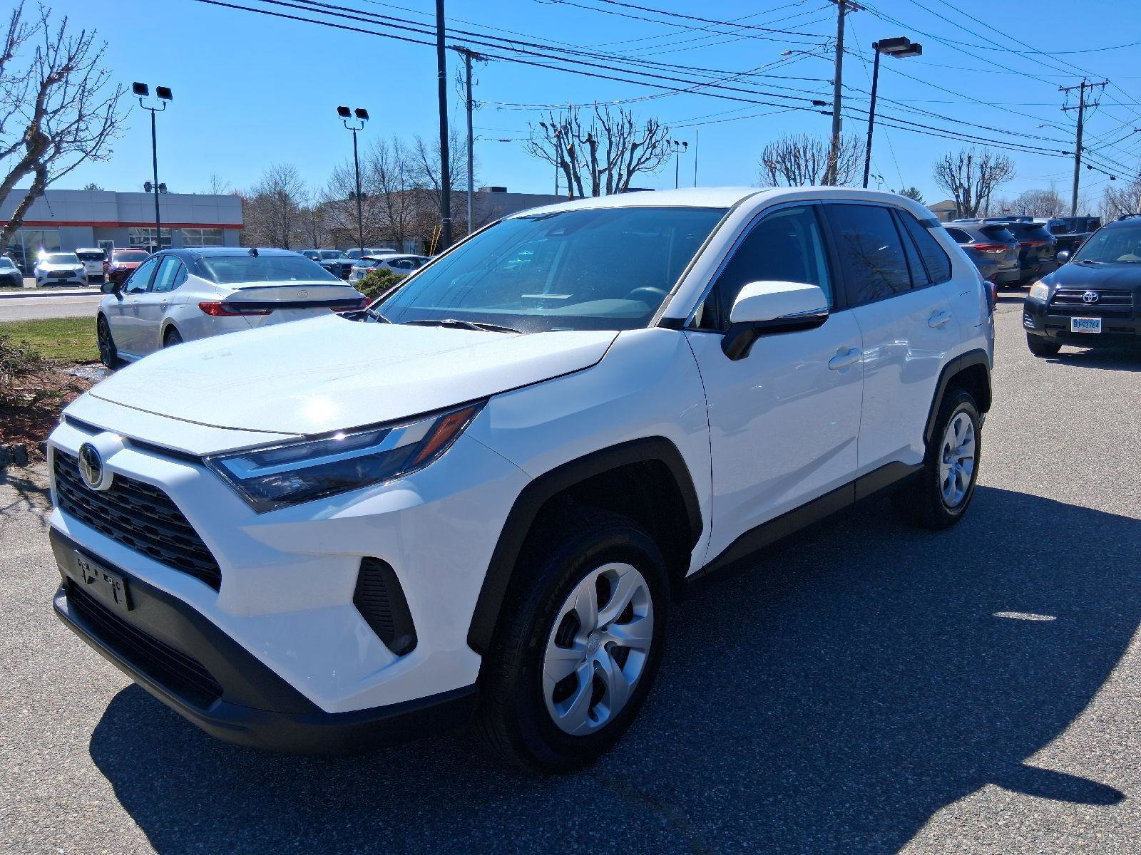 Used 2025 Toyota RAV4 LE image 3