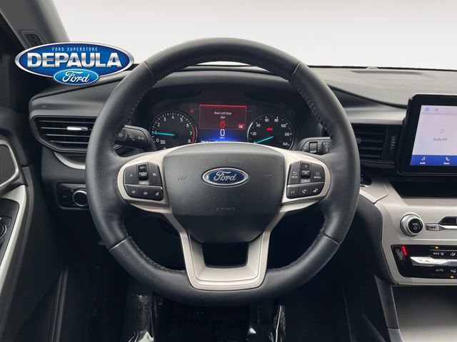 Used 2023 Ford Explorer XLT image 15
