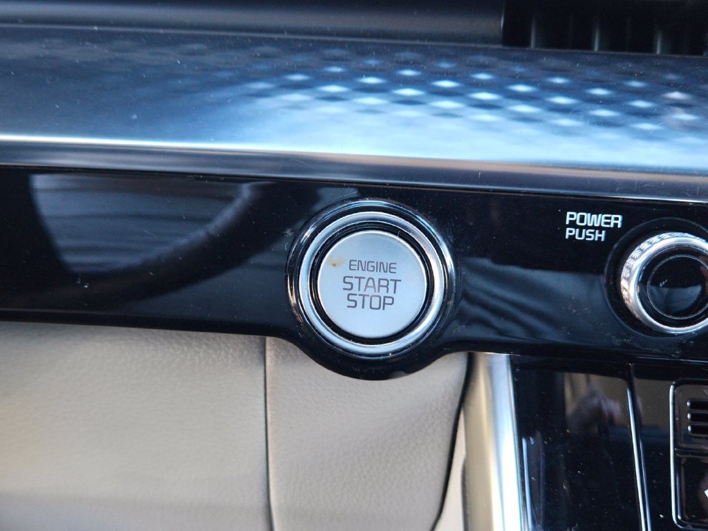 Used 2022 Kia Carnival SX Prestige FWD image 20