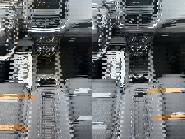 Used 2024 GMC Yukon AT4 image 11
