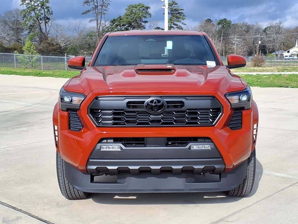 Certified 2025 Toyota Tacoma TRD Sport image 9