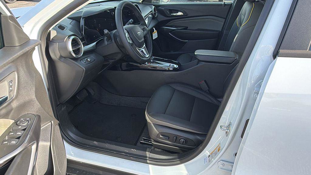 New 2026 Chevrolet Trax ACTIV w/ Driver Confidence Package image 13