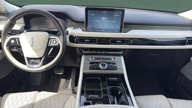 Used 2020 Lincoln Aviator Black Label Grand Touring w/ Class IV Trailer Tow Package AWD/4WD image 22