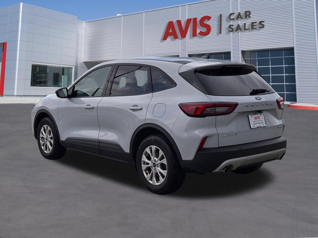 Used 2025 Ford Escape Active AWD/4WD image 16