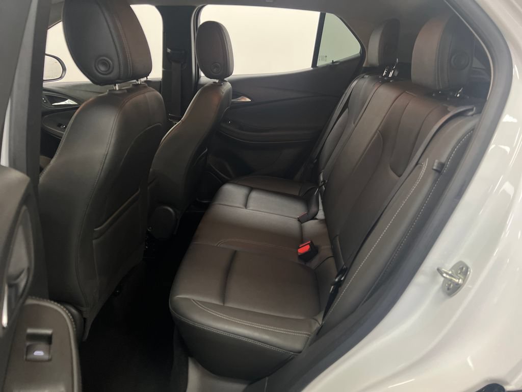 Used 2024 Buick Encore GX Sport Touring FWD image 27