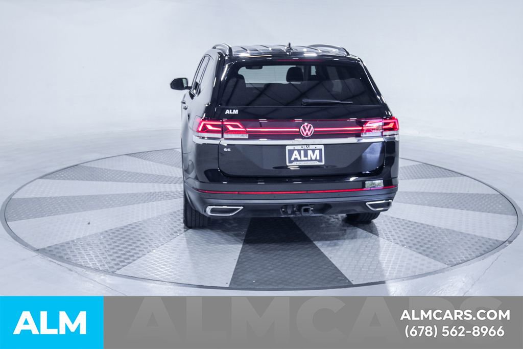 Used 2025 Volkswagen Atlas SE image 9