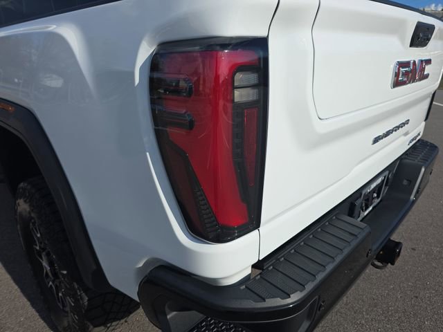 Used 2024 GMC Sierra 2500 AT4X image 29