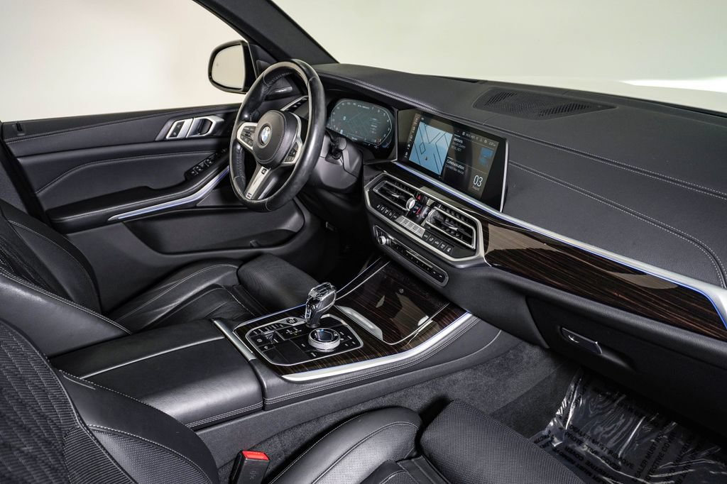 Used 2021 BMW X5 M50i w/ Executive Package AWD/4WD image 14