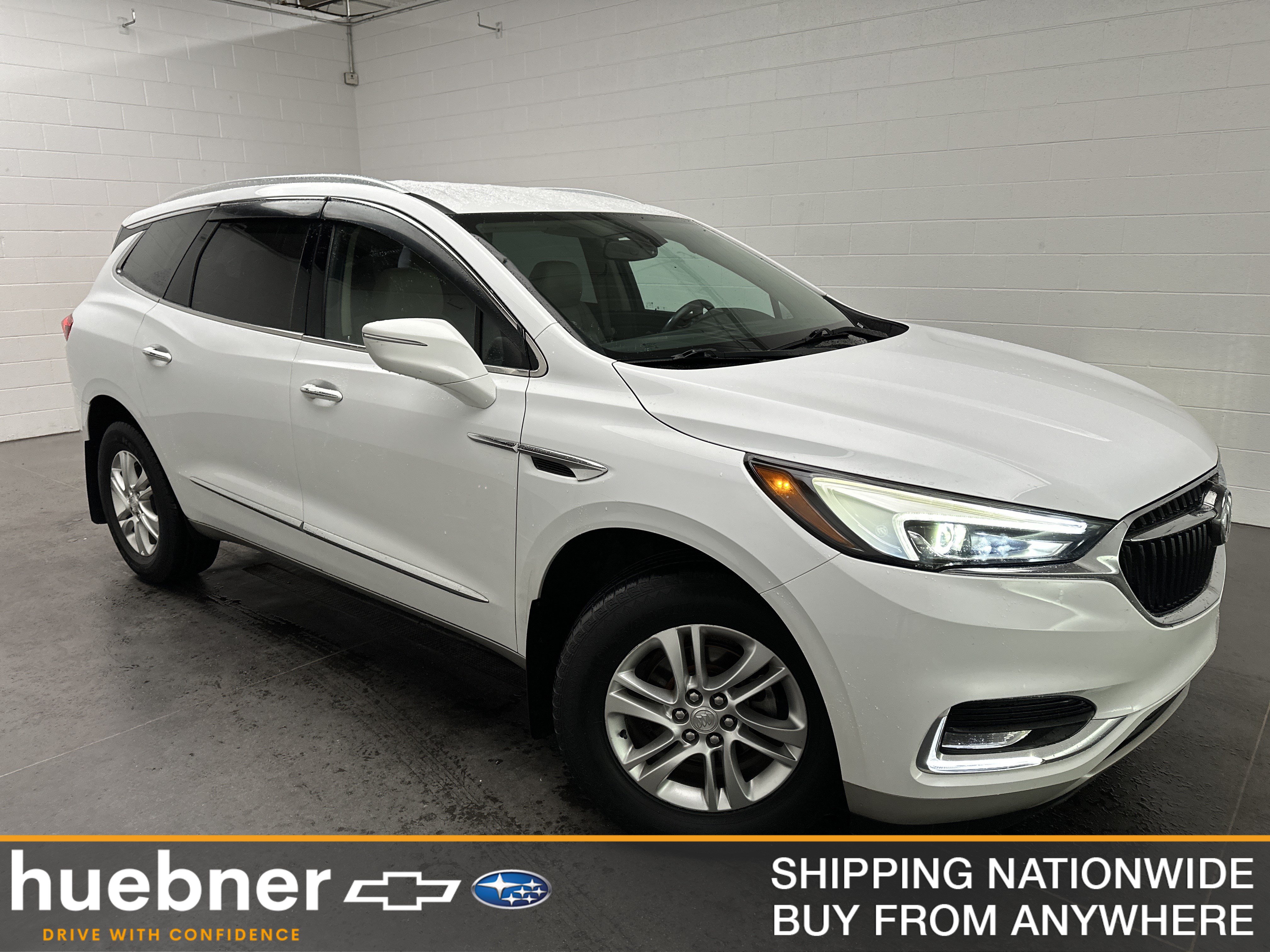 Used 2020 Buick Enclave Essence w/ Sound and Sites Package FWD image 1