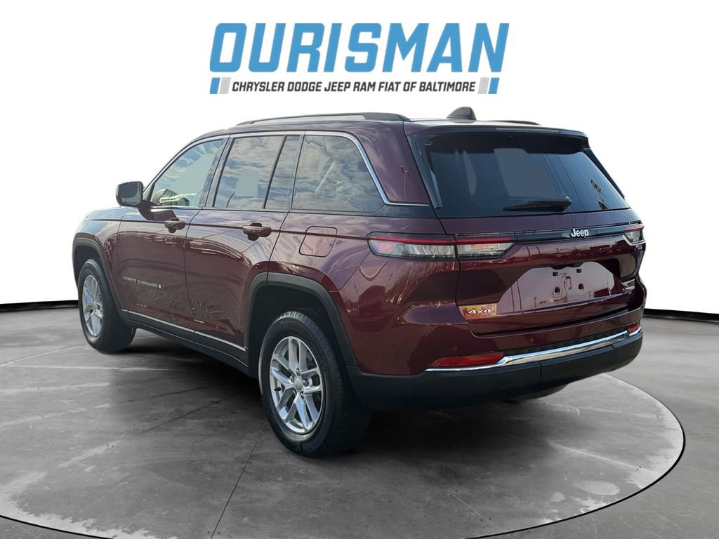 Used 2024 Jeep Grand Cherokee Laredo X w/ Trailer Tow Package image 4