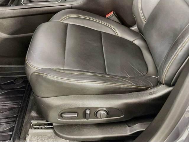 Used 2019 Chevrolet Traverse LT w/ LPO, Floor Liner Package FWD image 19