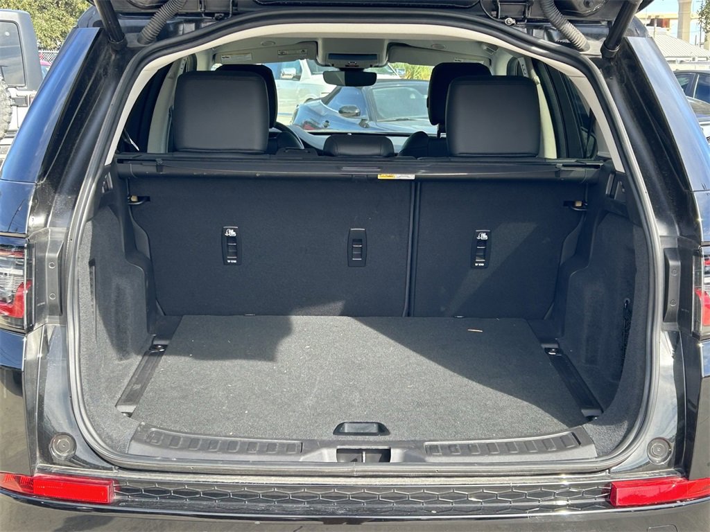 Used 2024 Land Rover Discovery Sport S image 15