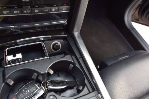 Used 2014 Mercedes-Benz E 250 BlueTEC Sedan image 56
