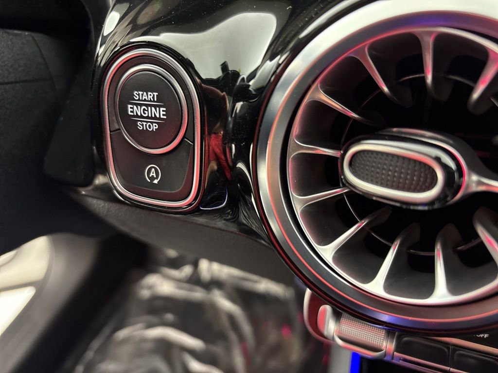 Used 2023 Mercedes-Benz GLA 250 4MATIC image 29