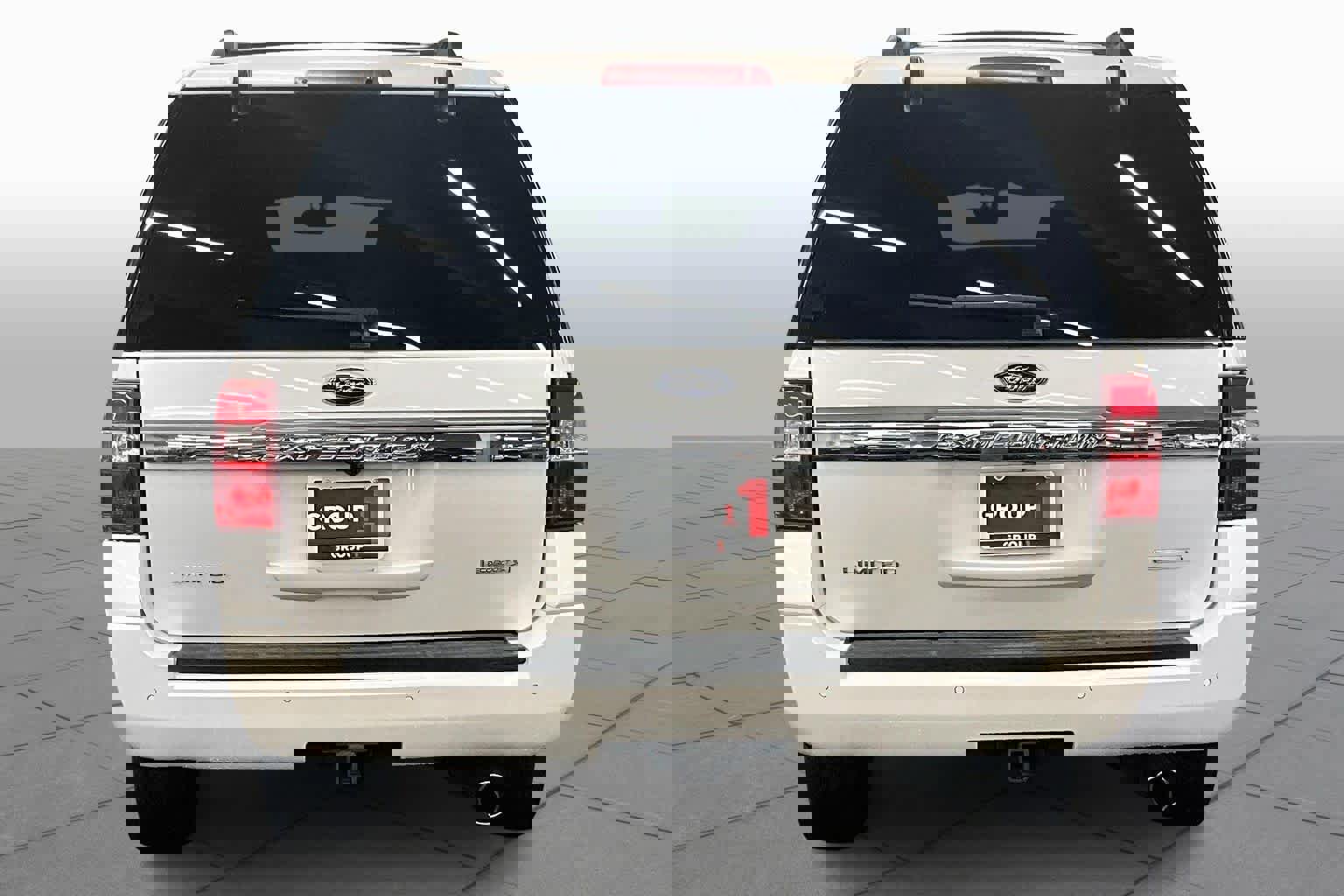 Used 2017 Ford Expedition EL Limited w/ Equipment Group 301A image 4