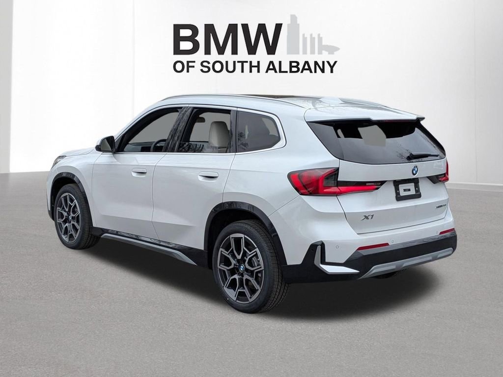New 2026 BMW X1 xDrive28i w/ Technology Package AWD/4WD image 5