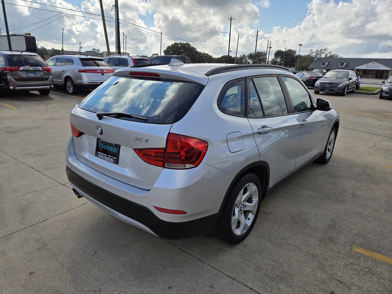 Used 2013 BMW X1 sDrive28i RWD image 4