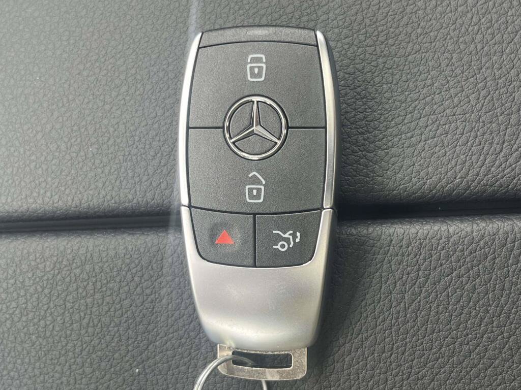 New 2026 Mercedes-Benz GLA 250 4MATIC image 4