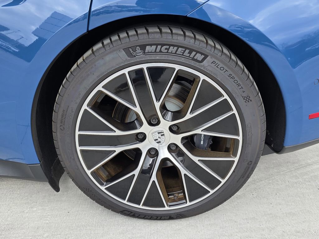 Certified 2025 Porsche Taycan image 27