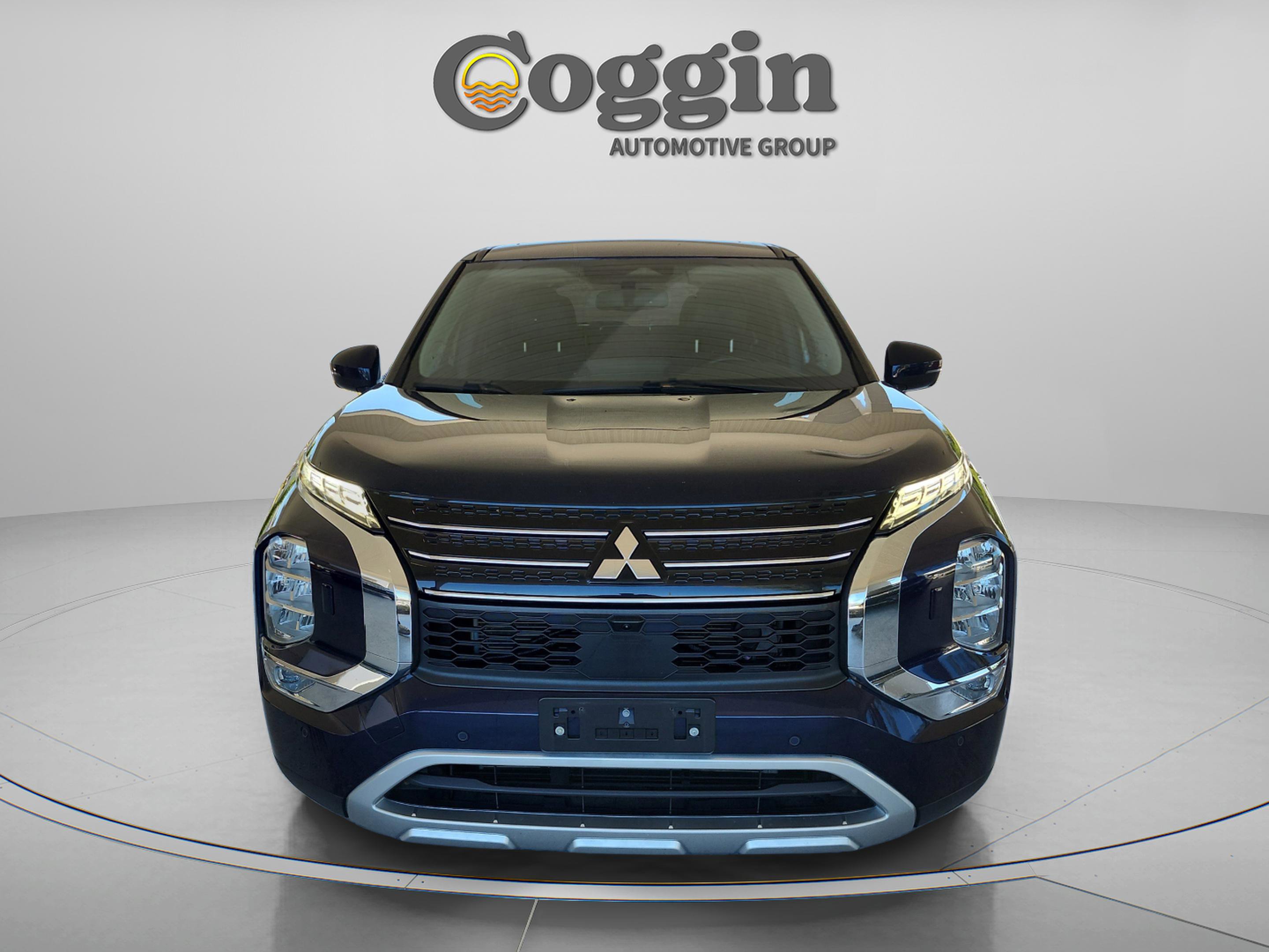 Used 2022 Mitsubishi Outlander SE image 8