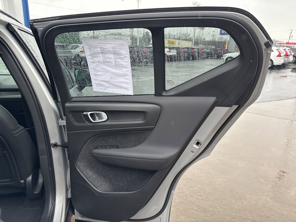 Certified 2023 Volvo XC40 B5 Plus w/ Driver Assist Package image 42