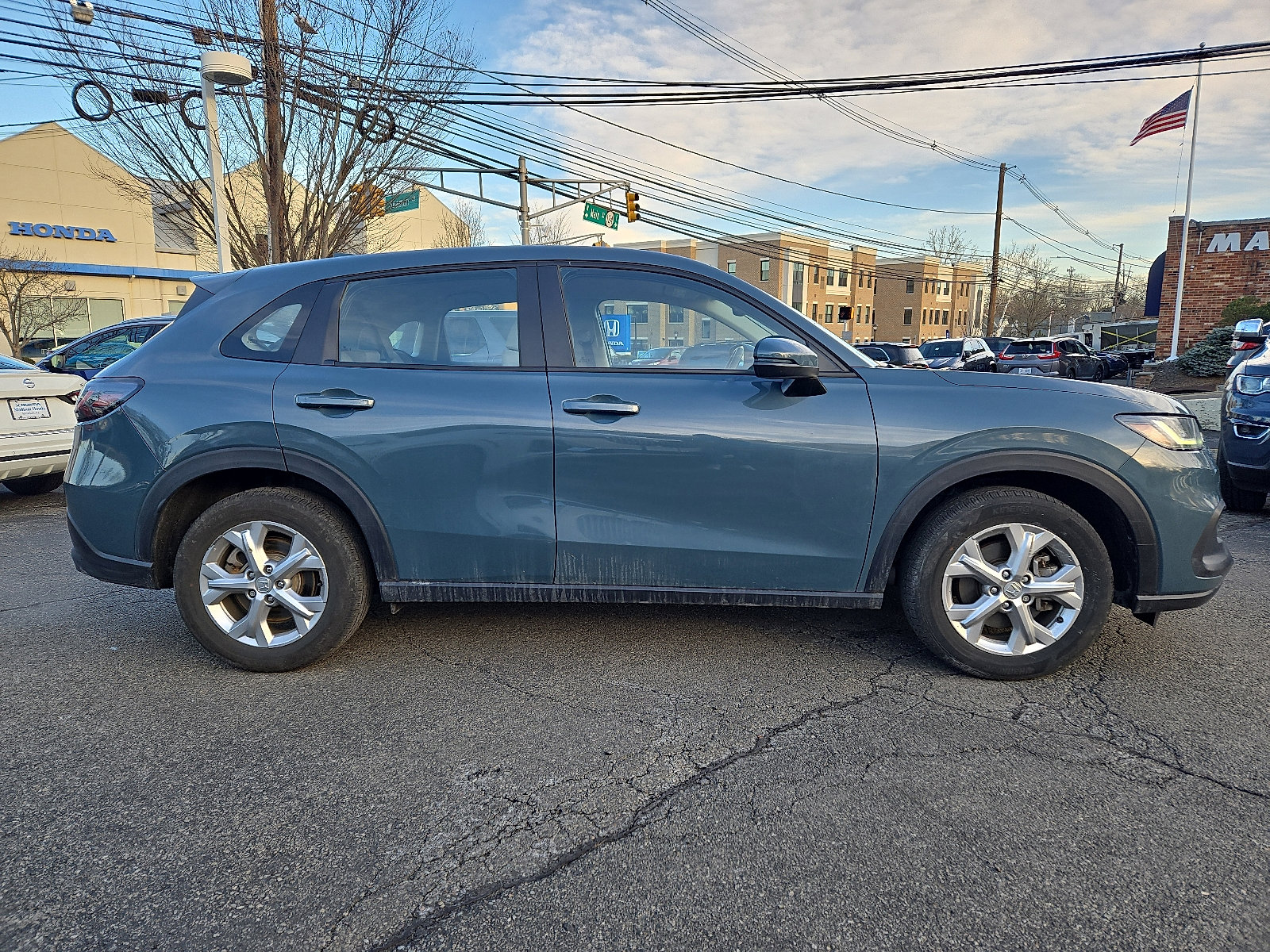 Certified 2024 Honda HR-V LX image 10