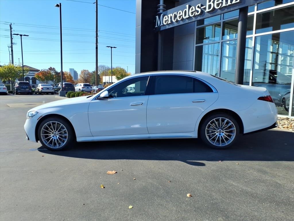 New 2026 Mercedes-Benz S 580 4MATIC Sedan image 3