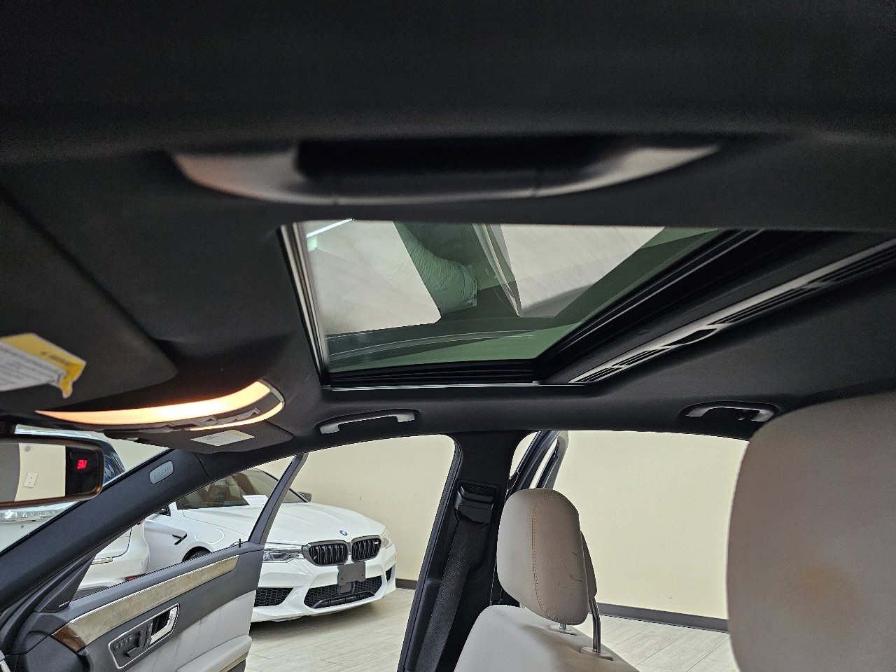 Used 2010 Mercedes-Benz E 350 Sedan w/ Premium 1 Pkg image 38