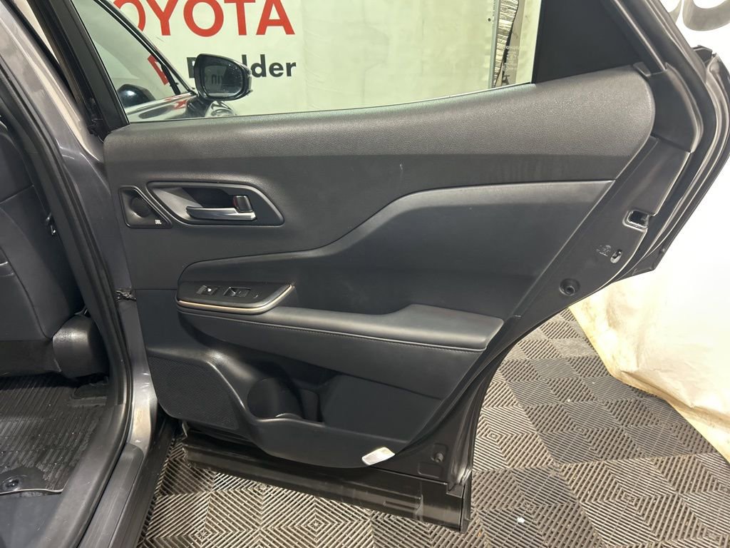 Used 2023 Toyota Crown Limited AWD/4WD image 14