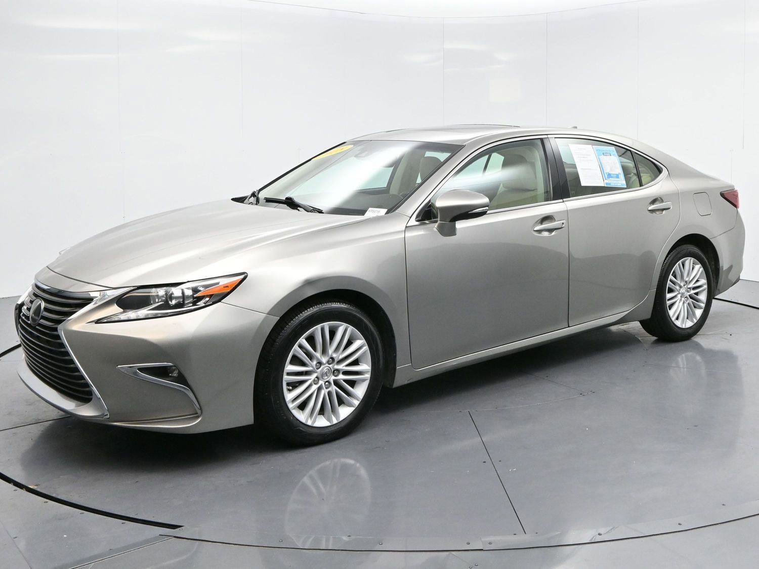 Used 2018 Lexus ES 350 w/ Accessory Package image 7