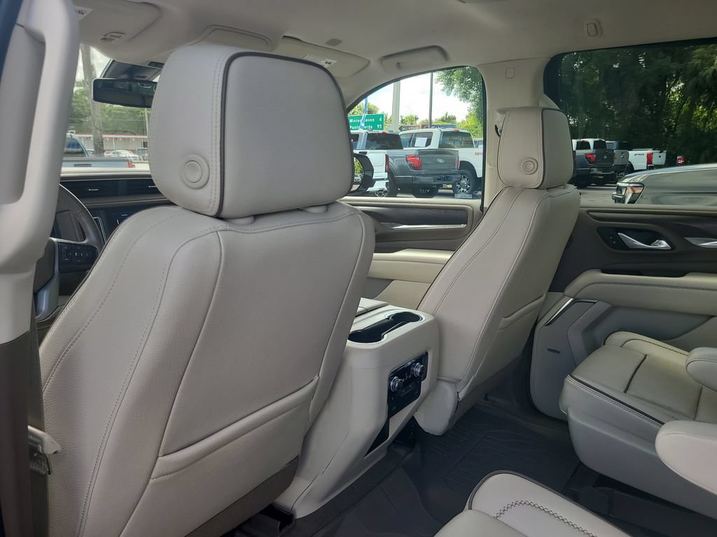 Used 2021 GMC Yukon XL Denali RWD image 11