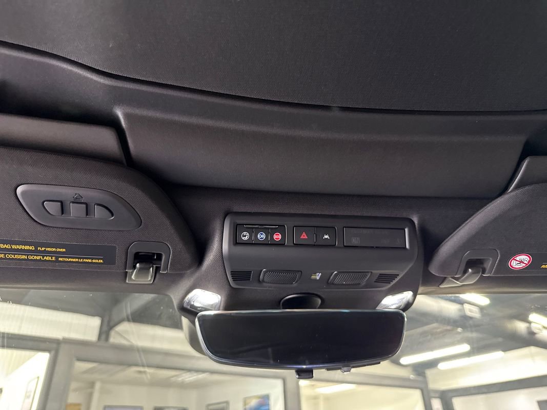 Used 2025 Chevrolet Corvette Z06 image 63