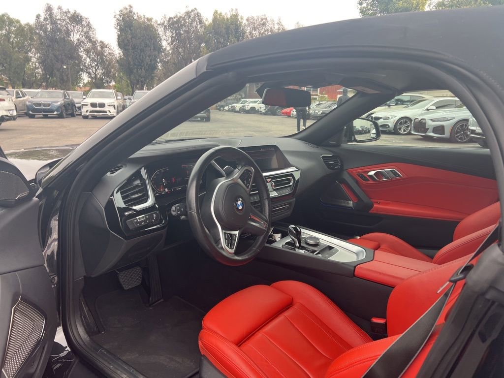 Used 2023 BMW Z4 sDrive30i w/ Premium Package image 9