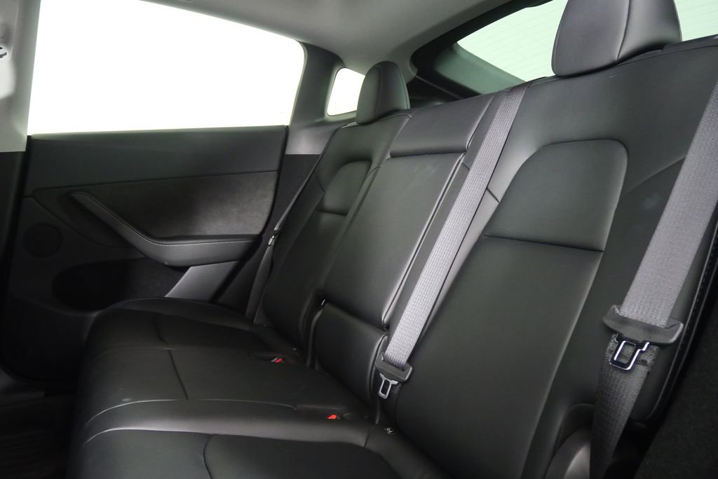 Used 2023 Tesla Model Y Long Range image 15
