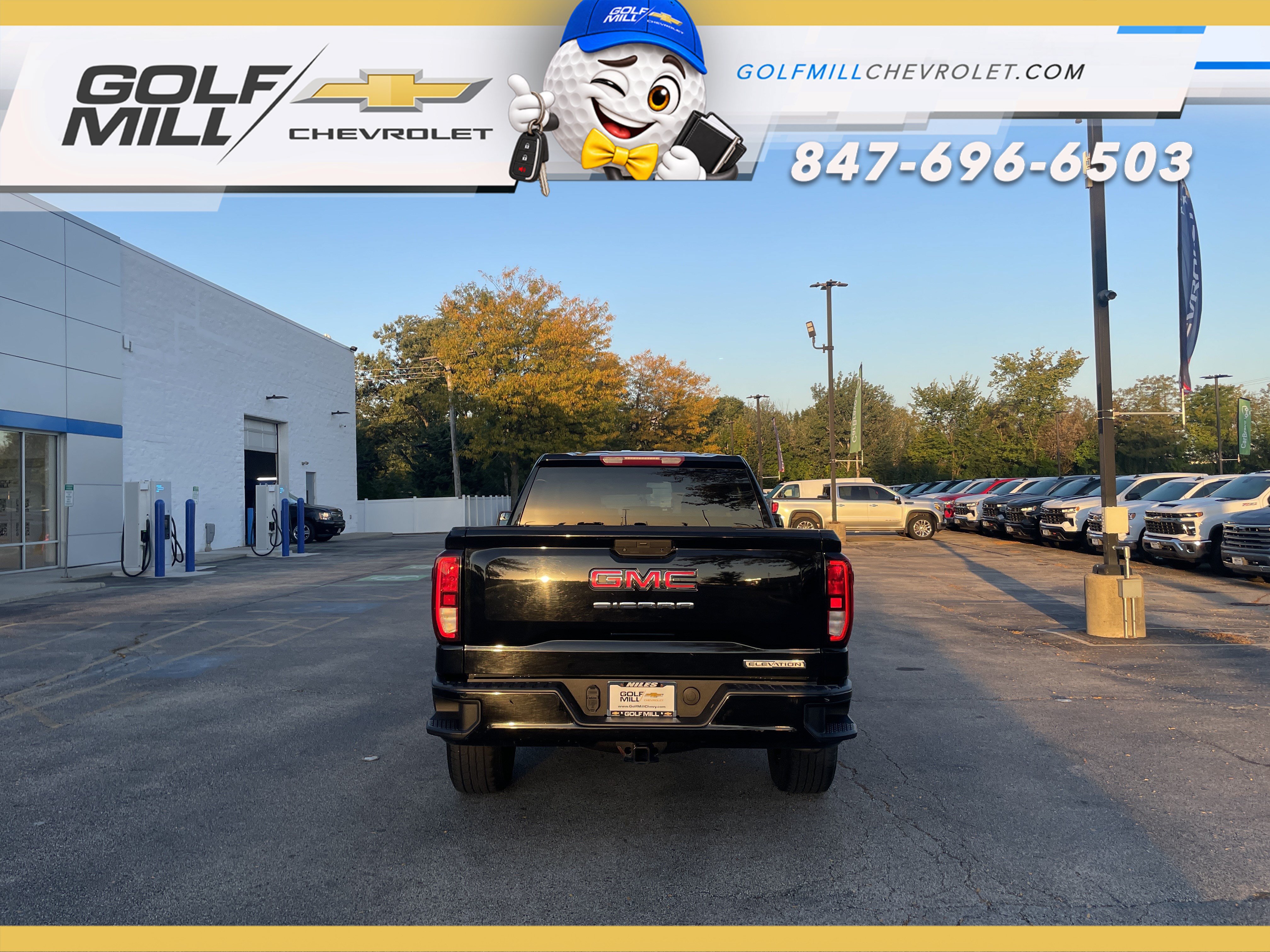 Used 2019 GMC Sierra 1500 Elevation w/ Elevation Value Package AWD/4WD image 8