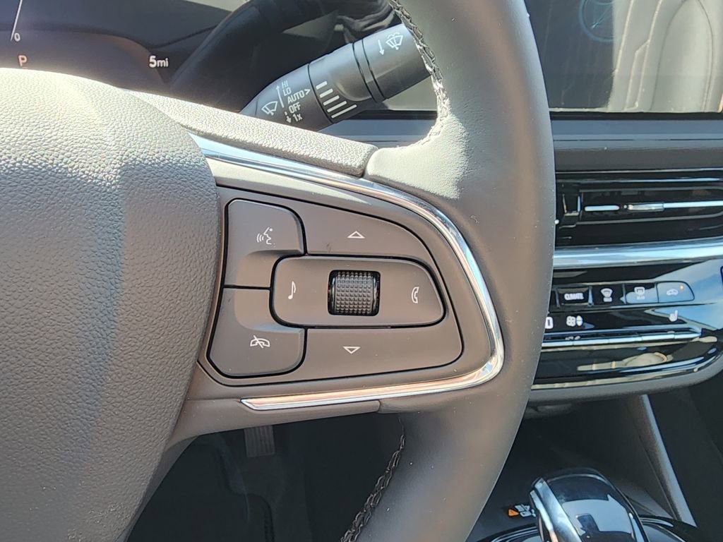 New 2026 Buick Envista Avenir FWD image 21